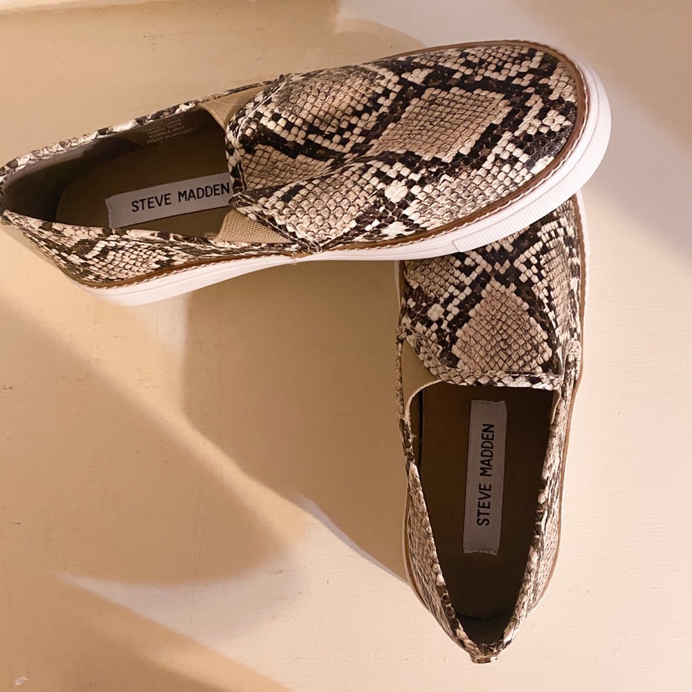 Steve Madden snake skin slip on shoes